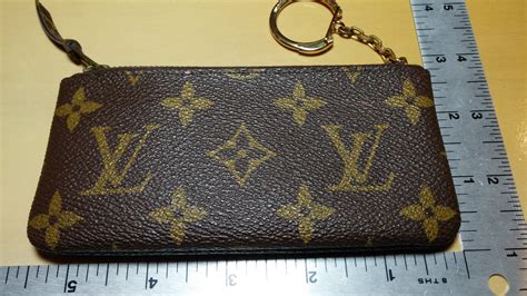 louis vuitton change pouch